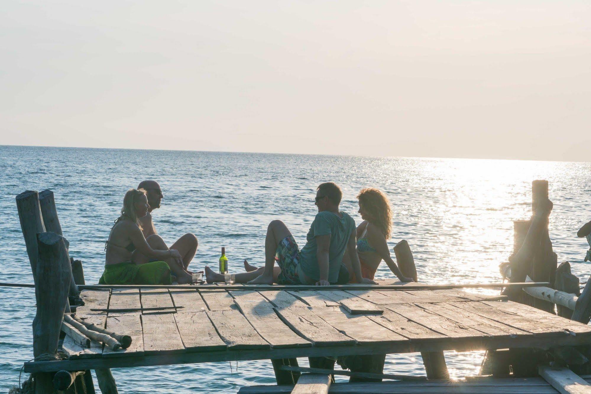 Royalretreat Resort Koh Rong Sanloem Buitenkant foto